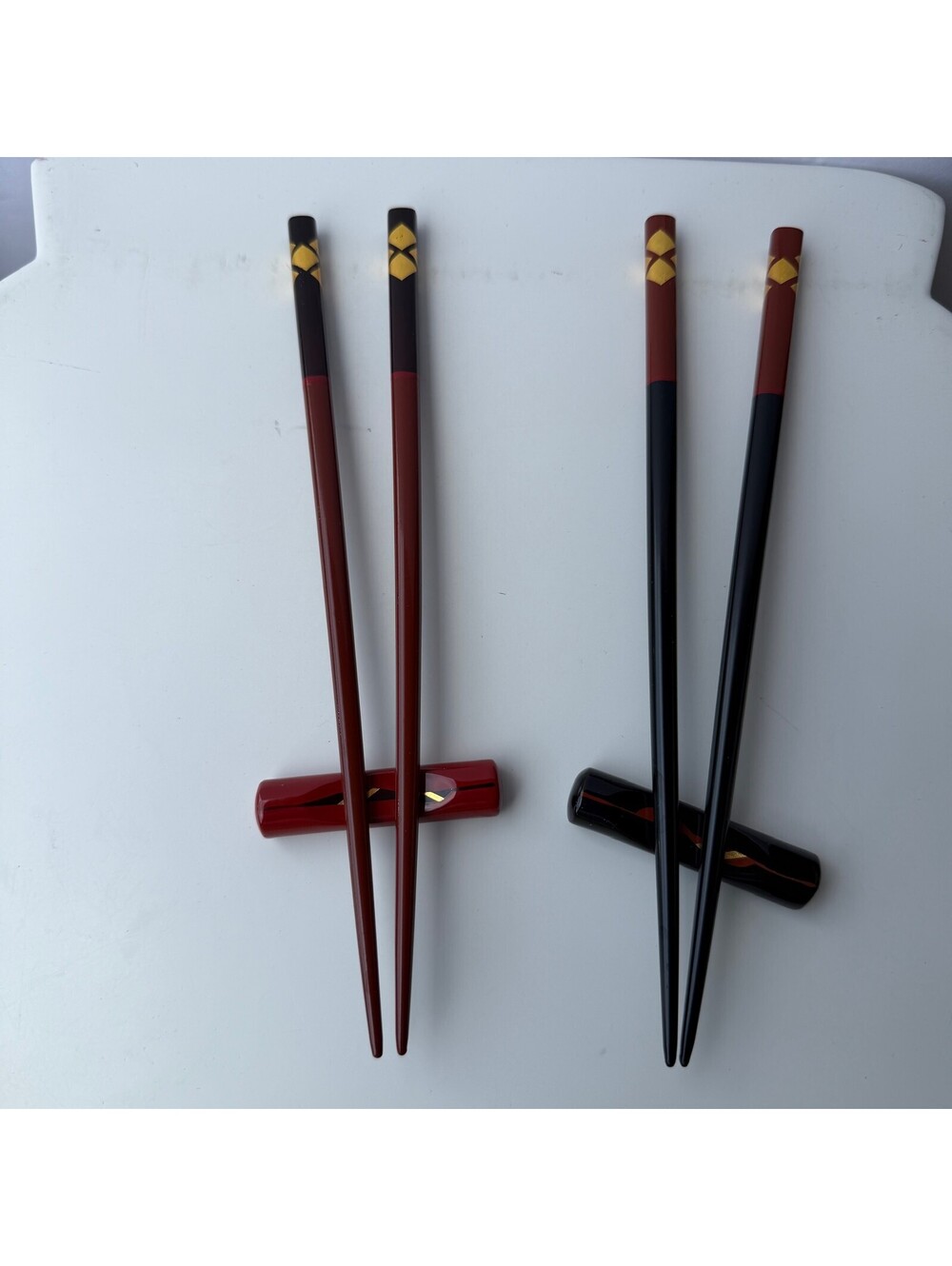 2 Pairs Japanese Style Chopsticks with Rests Set - Excellent Condition - B-9